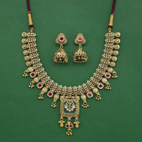 Antique Classic Necklace With Gold Plating || 230620